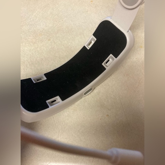 Battery - Picture 3 of 6